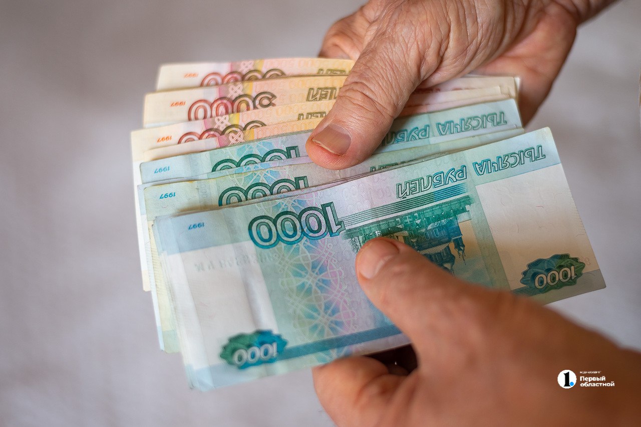 Житель Челябинской области выиграл в лотерею... 100 миллионов рублей! Счастливчик стал обладателем суперприза «Мечталлиона», который разыграли сегодня в прямом эфире. Его имя пока неизвестно. Еще два человека из Свердловской и Орловской областей выиграли по миллиону. / Прислать новость