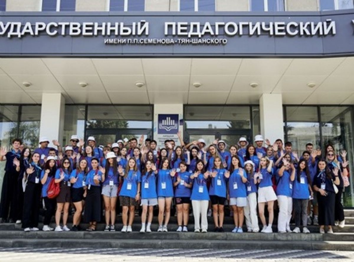 Вторая "Университетская смена" для ребят Херсонщины проходит в Липецкой области     В Липецком государственном педагогическом университете имени Семёнова-Тян-Шанского началась вторая «Университетская смена» для ребят из Херсонской области. Она пройдёт десять дней. В рамках смены предусмотрены путешествия и экскурсии, мастер-классы и тренинги, викторины и конкурсы, спортивные соревнования и концерты.  ↗  Прислать новость   Подписаться