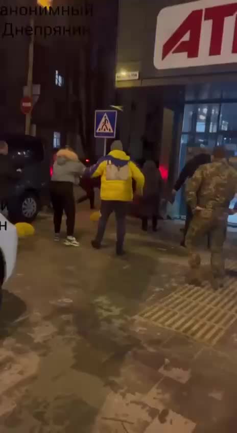 Инцидент с задержанием мужчины сотрудниками ТЦК в Одессе вызывает общественное беспокойство