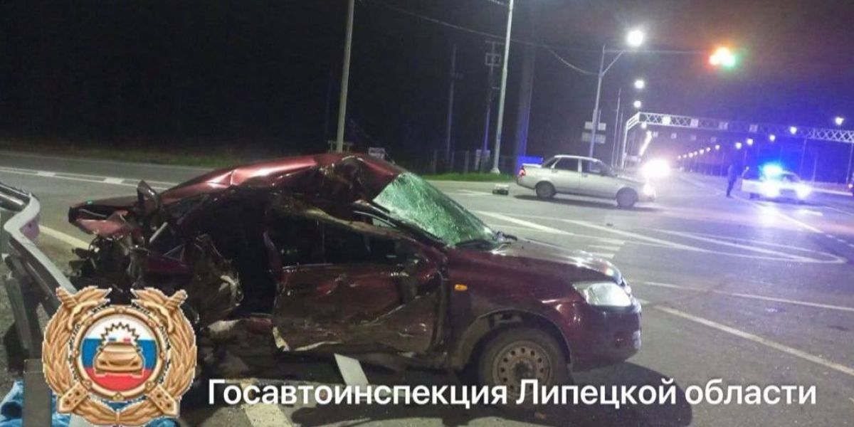 В Задонском районе Липецкой области в ДТП погибла 53 летняя женщина   newslipetsk ru fn 1754531 html В Задонском районе Липецкой области 14 ноября около 17 часов на 250 ом километре автодороги Орёл Тамбов произошло столкновение автомобилей Лада Гранта под управлением 56 летнего водителя и КАМАЗ под управлением 34 летнего водителя   Прислать новость Подписаться