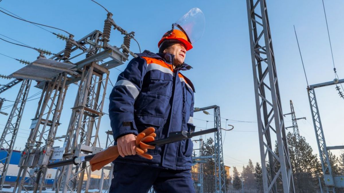 Компания учредитель Корпорации СТС перешла государству ural business magazine online fn 1743592 html Активы бизнесменов Алексея Боброва и Артема Бикова начали переходить в собственность государства До 22 октября текущего года учредителем ООО Инвест Энергия был Алексей Бобров Сейчас он находится в СИЗО по обвинению в мошенничестве в особо крупном размере ч 4 ст 159 УК Подписаться Обратная связь