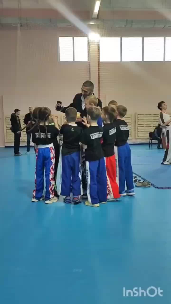 Республиканские соревнования по кикбоксингу в Алчевске: победы спортсменов и награды