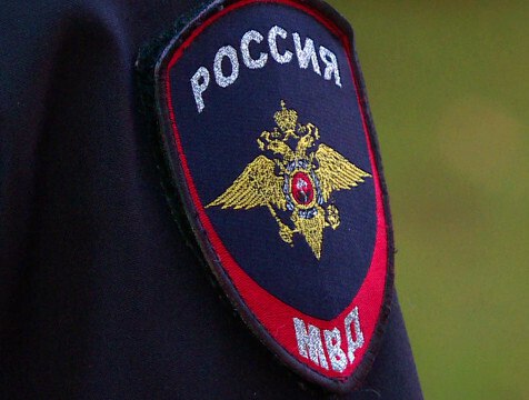 Полиция проводит проверку после драки учеников в малоярославецкой школе В одной из школ Малоярославецкого района произошла драка между учениками. Сообщение о телесных повреждениях несовершеннолетней в полицию поступило из больницы.