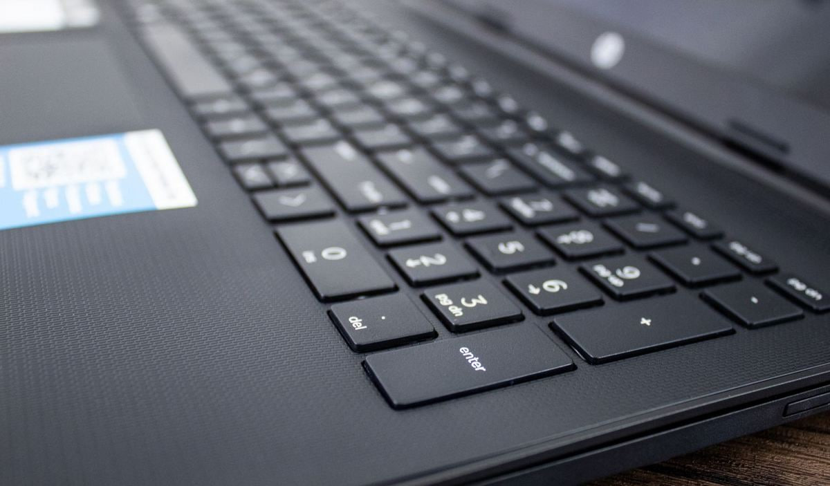HP согласилась выплатить $4 млн по искам о ложном завышении цен на ПК и другие товары Американская HP согласилась выплатить клиентам компенсацию в размере $4 млн после того, как производителя обвинили в ложном завышении цен на компьютеры и периферийные устройства на своём сайте. Коллективный иск против компании подали осенью 2021 года. 1 DevHub