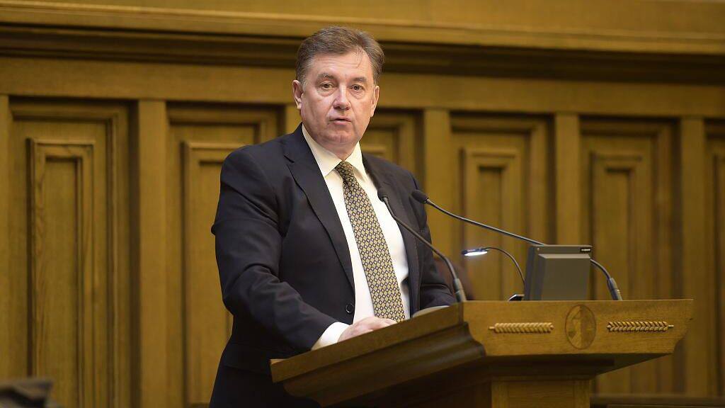 Суд удовлетворил иск Генпрокуратуры и изъял имущество судьи Верховного суда в отставке Момотова Генпрокуратура ранее направила в суд иск об обращении в доход государства активов Момотова которые тот получил нарушая антикоррупционное законодательство Общая стоимость таких активов около 9 млрд рублей преимущественно это сеть отелей Marton которой по данным ГП Момотов владел через аффилированных лиц