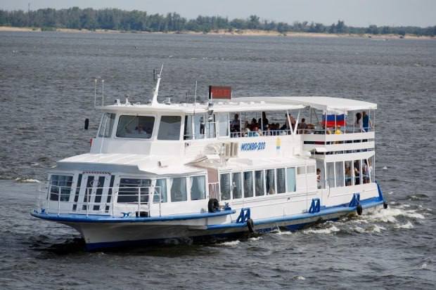 В воскресенье речные трамвайчики выйдут в последний рейс по маршруту Волгоград Щучий проран Культбаза Возобновят работу речные маршруты только весной Зимой можно будет поехать только по маршруту Руднева Сарпинский который работает круглый год    НовостиВолгоград Подписывайтесь на Волгоградскую грядушку