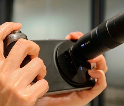 vivo X300 и X300 Pro вызывают большой интерес у людей итоги опроса GSMArena Крупный зарубежный ресурс GSMArena который специализируется на мобильной технике в октябре провел опрос Цель выяснить у пользователей уровень интереса к новым флагманским смартфонам vivo X300 и X300 Pro