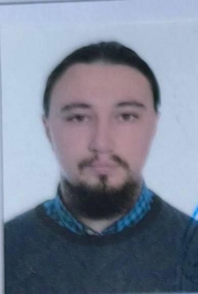 Военкомы мобилизовали священника после богослужения, заявляет Ровенская епархия УПЦ. Протоиерея Владислава Батюка, настоятеля Свято-Троицкой общины в селе Дружба, задержали 22 мая в городе Почаев, когда священник возвращался после богослужения. По информации епархии, его без объяснений доставили в ТЦК города Кременца, где он до сих пор содержится. Ему выдали боевую повестку с требованием явиться в военкомат в тот же день в 23:00. Отец Владислав и его семья - переселенцы. Сейчас его супруга обращается к адвокатам. НАШИ РЕСУРСЫ: Telegram Tik-tok YouTube RUTUBE