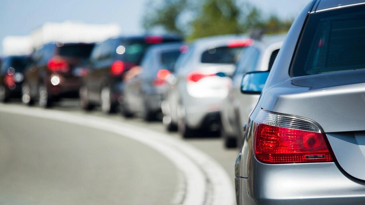 За месяц очередь из авто на выезд из Беларуси в Польшу выросла в 13 раз Государственный пограничный комитет Беларуси констатирует продолжающееся ухудшение ситуации с очередями транспорта на въезд в Польшу водителям и пассажирам приходится проводить в них до недели Подробности здесь myfin news
