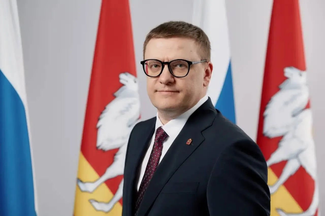 Новости Челябинска Алексей Текслер поздравил южноуральцев с Днем российского парламентаризма Органы законодательной и представительной власти принимают важные решения которые непосредственно влияют на развитие России и жизнь каждого человека Участие в выборах возможность для каждого из нас влиять на судьбы страны требовать от народных избранников воплощения в жизнь решений принятых в интересах людей и государства В сентябре этого года нам предстоит избрать депутатов Государственной Думы Федерального Собрания Российской Федерации Это очень важный и ответственный выбор от результатов которого во многом зависит будущее нашей страны Призываю вас дорогие земляки проявить высокую активность и выразить свою поддержку стратегическому курсу на укрепление экономической и оборонной мощи подробнее на канале Новости Челябинска