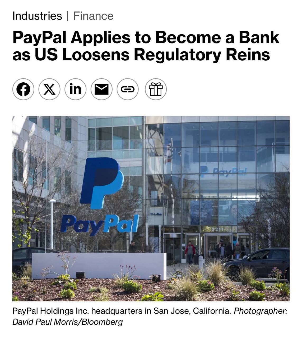 PayPal станет банком Компания подала официальную заявку на получение статуса банка в США PayPal хочет получить привилегии администрации Трампа которая поощряет слияние финтеха с банковским сектором Так им легче контролировать рынок Кто отказывается сталкивается с давлением регуляторов Минфина и надзорных органов PayPal был антибанковским финтехом а в итоге сам стал банком Либо ты умираешь героем либо живёшь до тех пор пока не станешь злодеем traffnews новости интересное