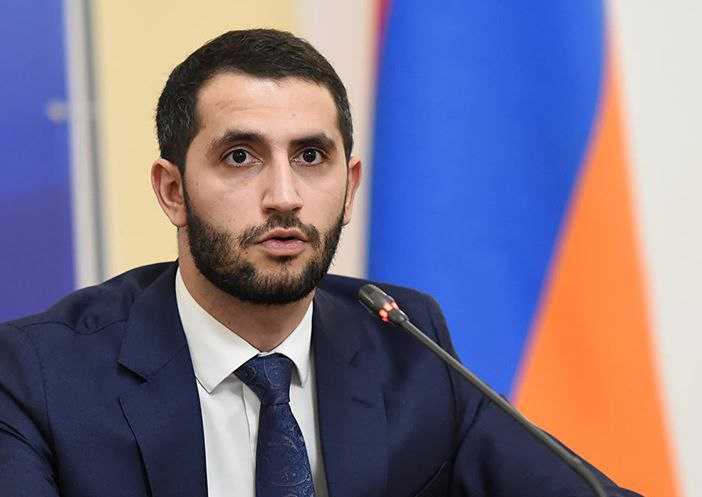 Рубен Рубинян о будущих договорённостях  Вице-спикер НС Рубен Рубинян заявил, что любые соглашения, на которые пойдёт Армения, будут включать:    Разблокирование путей на основе суверенитета, территориальной целостности и юрисдикции — все дороги и инфраструктура, проходящие через Армению, останутся под полным армянским контролем и в рамках нашего законодательства.    Принцип взаимности — если дороги открываются для Азербайджана, они открываются и для Армении, с равными преимуществами.   :