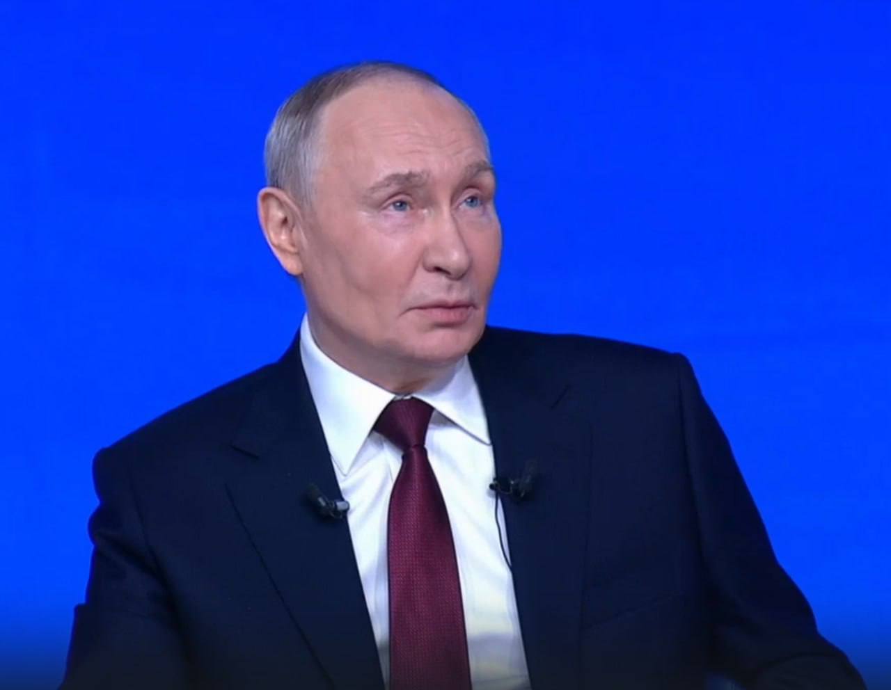 Установкой РИФ во Владивостоке займутся ученые Курчатовского НИИ Это уникальный научный комплекс синхротронный источник поколения 4 предназначенный для передовых исследований в физике химии биологии и материаловедении с целью создания новых материалов лекарств и катализаторов РИФ Российский источник фотонов