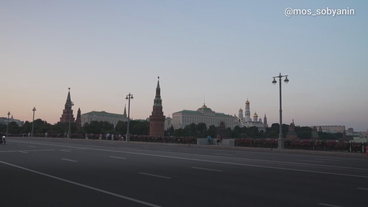 Большой Каменный мост привели в порядок, работы по реконструкции и реставрации должны обеспечить долгую службу объекта, сообщил мэр Москвы Сергей Собянин Реставрацию моста начали пять лет назад.