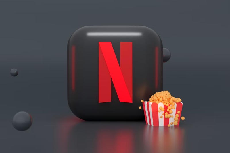Netflix использует ИИ в создании сериалов    Netflix сообщила, что генеративный искусственный интеллект стал частью процесса создания визуальных эффектов для оригинального сериала "Этернавт". Это не только ускорило работу, но и снизило затраты. Генеральный директор Тед Сарандос подчеркнул, что ИИ открывает новые возможности для создания более качественного контента. Эффект обрушения здания в сериале был смонтирован в десять раз быстрее и оказался экономически оправданным для бюджета проекта.  Кроме того, Generative AI может улучшить пользовательский опыт. Второй генеральный директор Грег Питерс отметил, что отмеченные голосовые команды помогут зрителям находить нужный контент. ИИ также применим в рекламных целях, предоставляя маркетологам инструменты для создания привлекательного контента.  Источник изображения: Mariia Shalabaieva / unsplash.com    Подробности