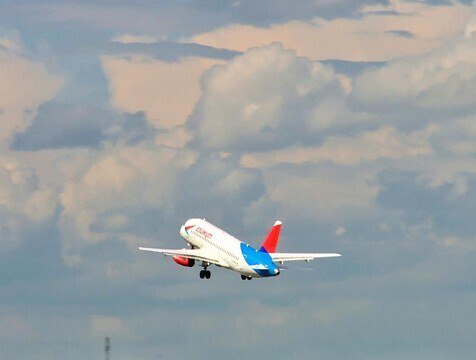 Калужский аэропорт расширяет список маршрутов Начало отопительного сезона обсудили на еженедельном заседании регионального правительства А еще в повестке оказались вопросы пассажирских перевозок и занятий спортом Так например калужский аэропорт уже в ноябре расширит список маршрутов http gtrk kaluga ru news obschestvo news 57767