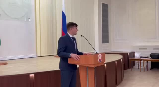 Президент ПМР вручил стипендии 101 талантливому студенту и учащемуся