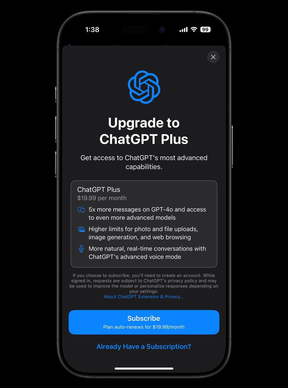 Новое в iOS 18.2 beta 2   Интеграция с   ChatPGT стала ещё масштабнее: теперь прямо в системе можно оформить тариф   ChatGPT Plus, а в отдельном меню демонстрируются персональные данные лимита для расширенных возможностей. Судя по системным записям,   ChatGPT в платном режиме уже поддерживает модель GPT-4o, включая голосовую версию.