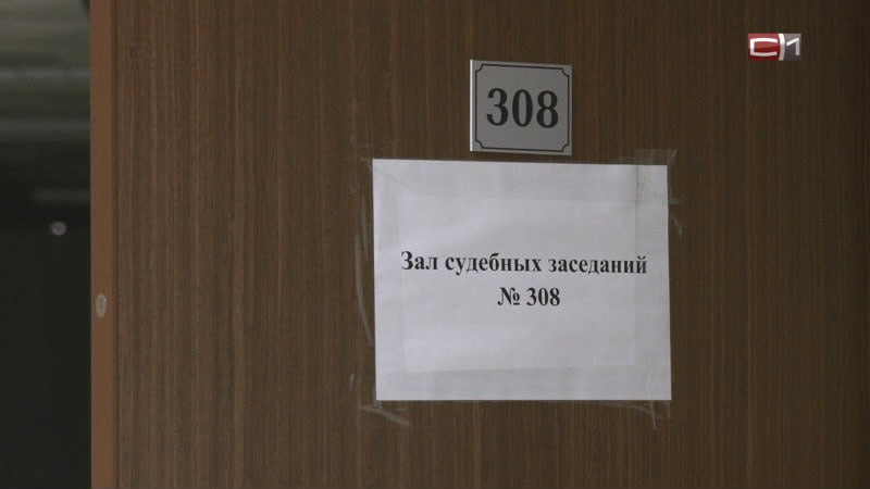 Жительницу Югры приговорили к исправительным работам за убийство кошки Пыть Яхский суд признал местную жительницу виновной по делу о жестоком обращении с животными подсудимая находясь в конфликте с хозяйкой кошки шотландской породы убила животное Момент гибели она сняла на телефон а видео отправила потерпевшей сообщают в официальном тг канале Суды Югры Женщину признали виновной по статье Жестокое обращение с животными При назначении наказания судья учел что у подсудимой есть маленький ребенок и тяжелое хроническое заболевание На основании собранных доказательств и в соответствии с требованиями уголовного законодательства суд приговорил подсудимую к 8 месяцам исправительных работ с удержанием 5 из заработной платы в доход государства комментируют Суды Югры Приговор вступил в законную силу Подписаться Прислать новость SiTV в MAX