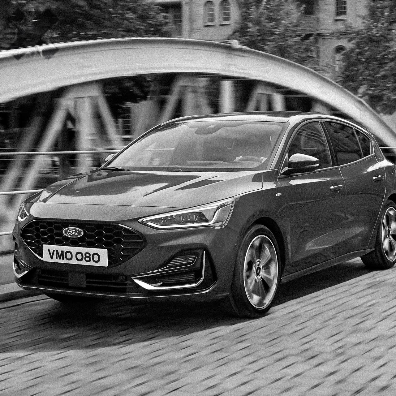 Ford Focus ВСЁ Сегодня выпустили последний Ford Focus производство культовой модели официально завершили спустя 27 лет За это время продали около 12 миллионов авто но прямого наследника у него не будет грустный финал легенды ну и ладно всё равно не собирался покупать НМШ