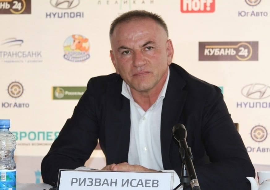 Генпрокуратура подала иск к экс депутату Госдумы из Дагестана на 10 млрд Речь идет об антикоррупционном иске к бывшему депутату Госдумы от Единой России Ризвангаджи Исаеву и его семье Ведомство просит изъять в доход государства имущество на сумму более 10 млрд рублей сообщает РБК Было установлено что до избрания депутатом Исаев вместе со своим братом Шамилем Исаевым владел в Краснодарском крае и Дагестане коммерческими организациями и вел деятельность в сфере строительства и коммунального хозяйства Напомним Ризвангаджи Исаев был депутатом Госдумы с 2007 по 2011 год входил в комитет по строительству и земельным отношениям По данным Генпрокуратуры он использовал свои служебные полномочия и политическое влияние для незаконного обогащения хотя по закону должен был отказаться от предпринимательской и другой оплачиваемой деятельности