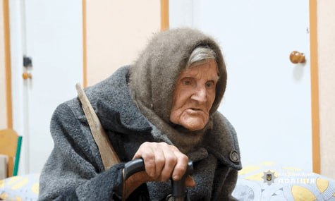 В Молдове увеличился пенсионный возраст для женщин  С сегодняшнего дня, 1 июля, в Молдове вступают в силу изменения в пенсионной системе, касающиеся женщин. Возраст выхода на пенсию для них увеличивается на шесть месяцев и составит 61 год и 6 месяцев. Это очередной этап реформы, направленной на постепенное уравнивание пенсионного возраста мужчин и женщин.  Полный страховой стаж, необходимый для выхода на пенсию по возрасту, теперь составляет 34 года как для женщин, так и для мужчин. В случае, отсутствия полного стажа, размер пенсии будет рассчитываться пропорционально количеству отработанных лет.   Однако при стаже менее 15 лет пенсия не назначается. В таком случае можно претендовать лишь на социальное пособие для пожилых, которое составляет 50 % от минимальной гарантированной пенсии.   Держим в курсе.