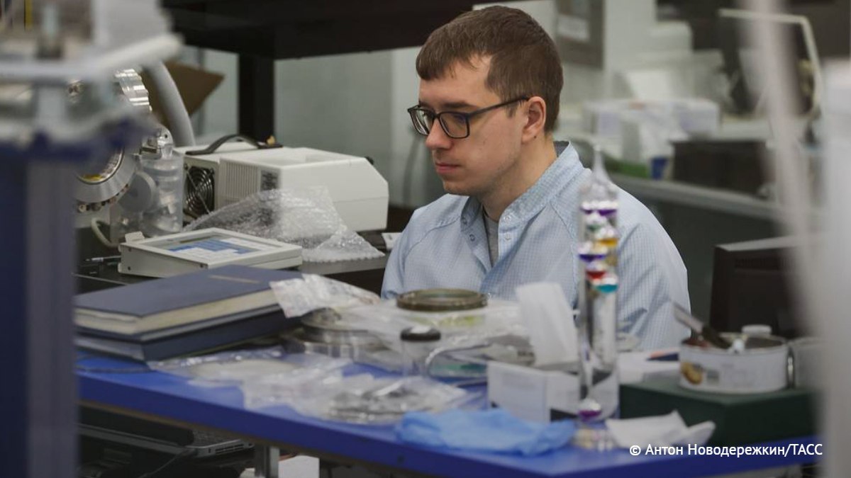 Исследования лекарств для терапии рака желудка плоскоклеточного рака органов головы и шеи а также рака молочной железы могут завершиться уже в конце этого года Об этом сообщил ТАСС ректор Сеченовского университета Петр Глыбочко Подпишись на ТАСС Наука