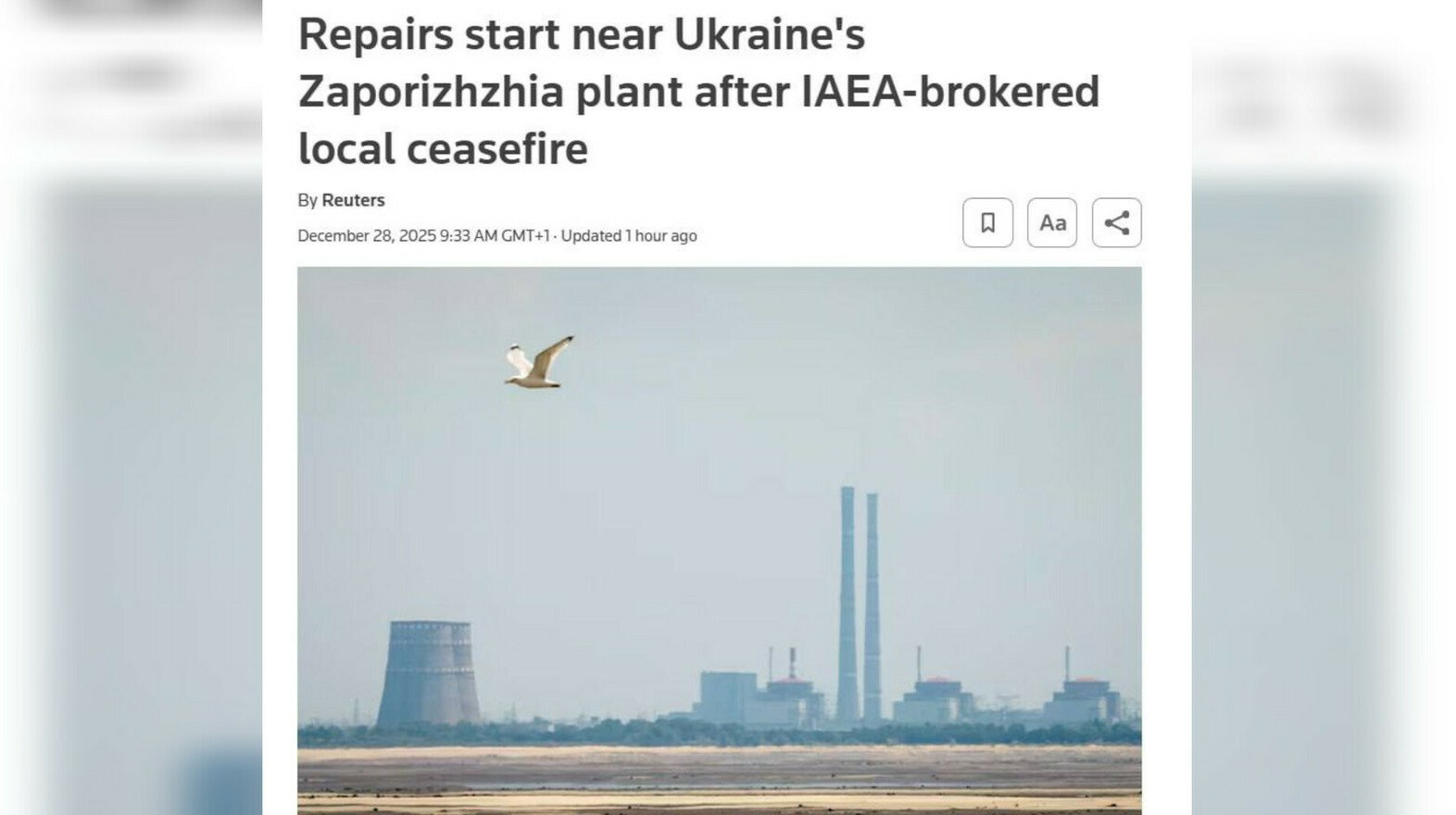 Россия и Украина договорились о временном перемирии у Запорожской АЭС Гендиректор МАГАТЭ Гросси сообщил о временном прекращении огня между Россией и Украиной в районе Запорожской АЭС для ремонта электросетей передает ArbatMedia По словам Рафаэля Гросси боевые действия вблизи станции приостановлены на несколько дней чтобы специалисты могли восстановить повреждённую инфраструктуру Он отметил что такие меры крайне важны для обеспечения ядерной безопасности и стабильного энергоснабжения на объекте Гросси также подчеркнул что МАГАТЭ продолжает внимательно следить за ситуацией на станции и поддерживает контакт с обеими сторонами Организация ранее неоднократно выражала обеспокоенность рисками связанными с повреждениями энергосистемы вокруг ЗАЭС Прислать новость