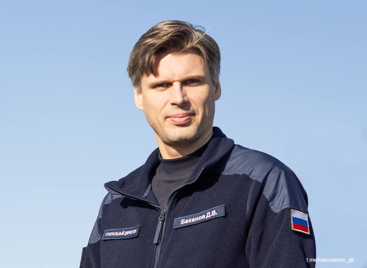 Развертывание первой ядерной электростанции на Луне, исследование Венеры и создание новой российской орбитальной станции – все это задачи, поставленные перед Роскосмосом, отметил Баканов в поздравлении с Днем России.