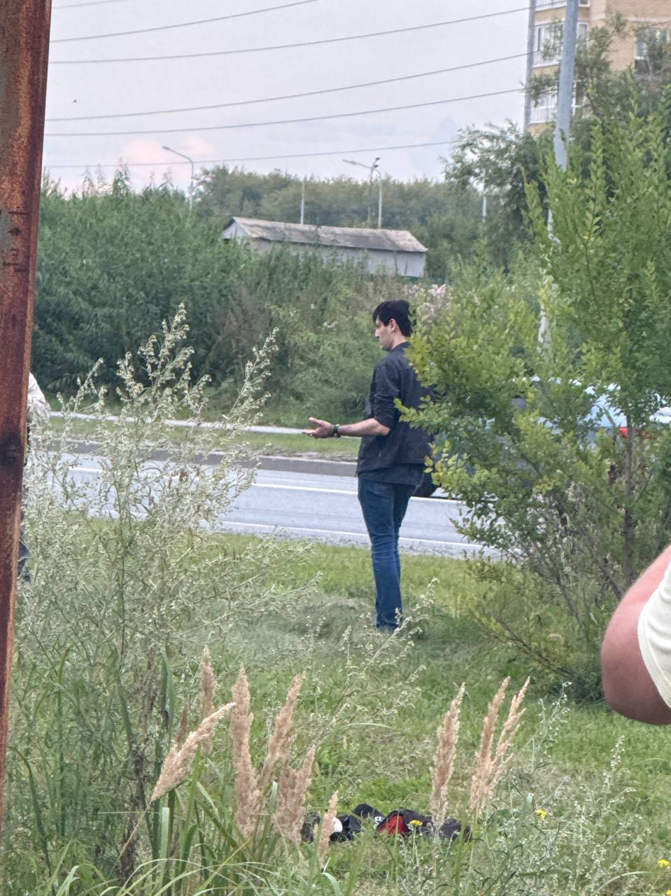 В Тюмень приехал экстрасенс Александр Шепс.  Его заметили в районе Лесобазы.     Подписаться   Предложка   Чат