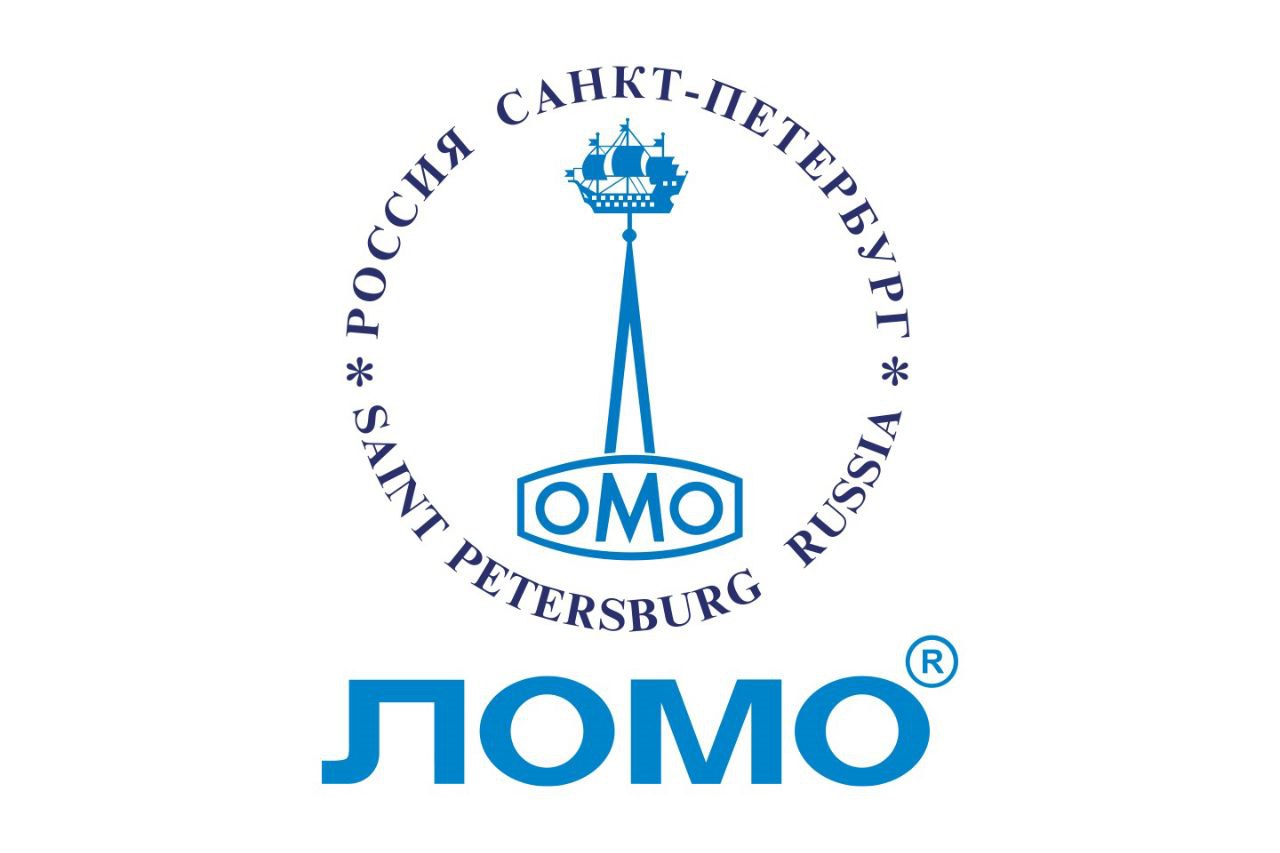 Калашников ЛОМО создало уникальный ПАК контроля оптических параметров объективов Специалисты АО ЛОМО концерн Калашников выступили с докладом об уникальном программно аппаратном комплексе ПАК контроля оптических параметров объективов разработки ЛОМО который получил высокую оценку экспертов на XXI научно технической конференции Системы наблюдения мониторинга и дистанционного зондирования Земли В ходе конференции обсуждались актуальные вопросы создания электронной компонентной базы ЭКБ для космической аппаратуры рассмотрены перспективы применения космических технологий в рамках учений Безопасная Арктика 2025 а также анализировались практика импортозамещения и результаты исследований по технологической независимости в производстве ЭКБ По результатам мероприятия участники отметили получение ценных знаний о современных методах обработки спутниковых данных и расширение компетенций в области аэрокосмического мониторинга В целом научно техническая конференция продемонстрировала высокий потенциал российских разработок в сфере космических технологий и подтвердила способность отечественных компаний в том числе ЛОМО обеспечивать технологическую независимость страны создавая инновационные решения для развития экономики а также определять новые векторы развития в области импортозамещения и технологической независимости
