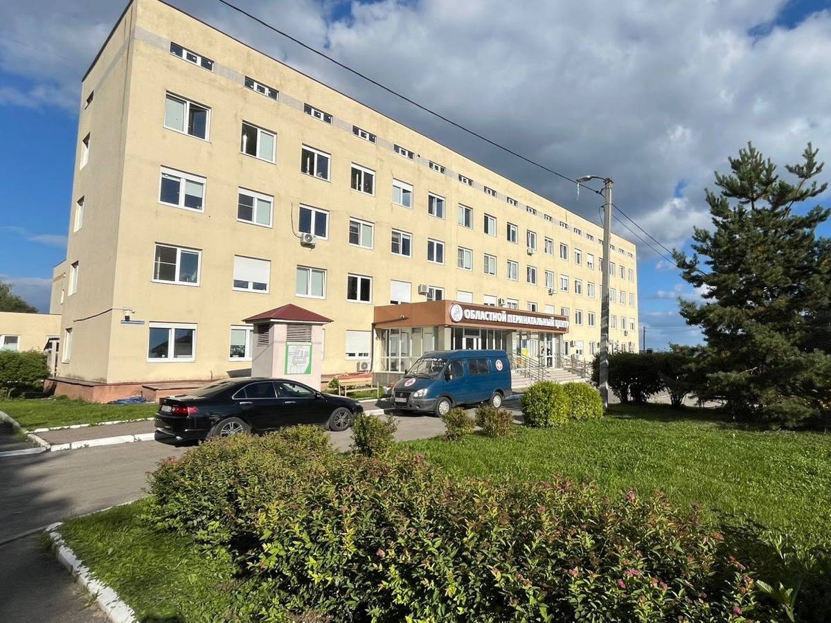 День открытых дверей пройдет в Областном перинатальном центре в октябре Будущих мам и пап ждут в гости 15 октября в 13 00 Это отличная возможность не только посмотреть роддом но и познакомиться с врачами задать им свои вопросы Предварительная запись обязательна Необходимо звонить по телефону 8 4922 44 58 58