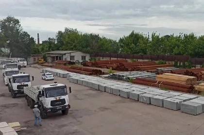 В ДНР запустят производство газосиликатных блоков Об этом заявил Глава Республики Денис Пушилин по результатам заседания Инвестиционного комитета. Он отметил, что в целом были поддержаны 10 крупных проектов, представленных инвесторами, которые охватывают строительство жилых объектов, выпуск строительных материалов и развитие агропромышленного сектора региона.