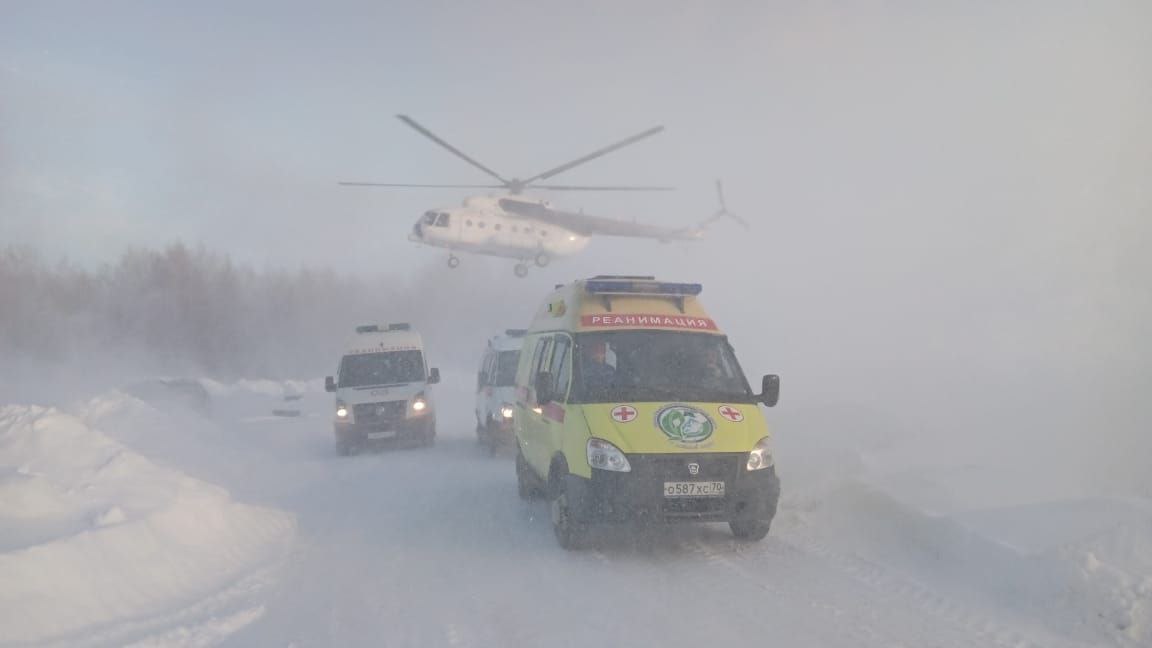 С начала 2025 года санитарная авиация Томской области совершила 410 вылетов Экипажи санитарной авиации Томской областной клинической больницы за 12 месяцев 2025 года налетали 1456 часов и доставили в региональные медучреждения 627 пациентов из них 55 детей Чаще всего вертолёты перевозили пациентов с кардиологическими неврологическими и другими экстренными диагнозами Наибольшее количество рейсов выполнено в Колпашевский Каргасокский и Парабельский районы Подписаться Регион 70   Прислать новость