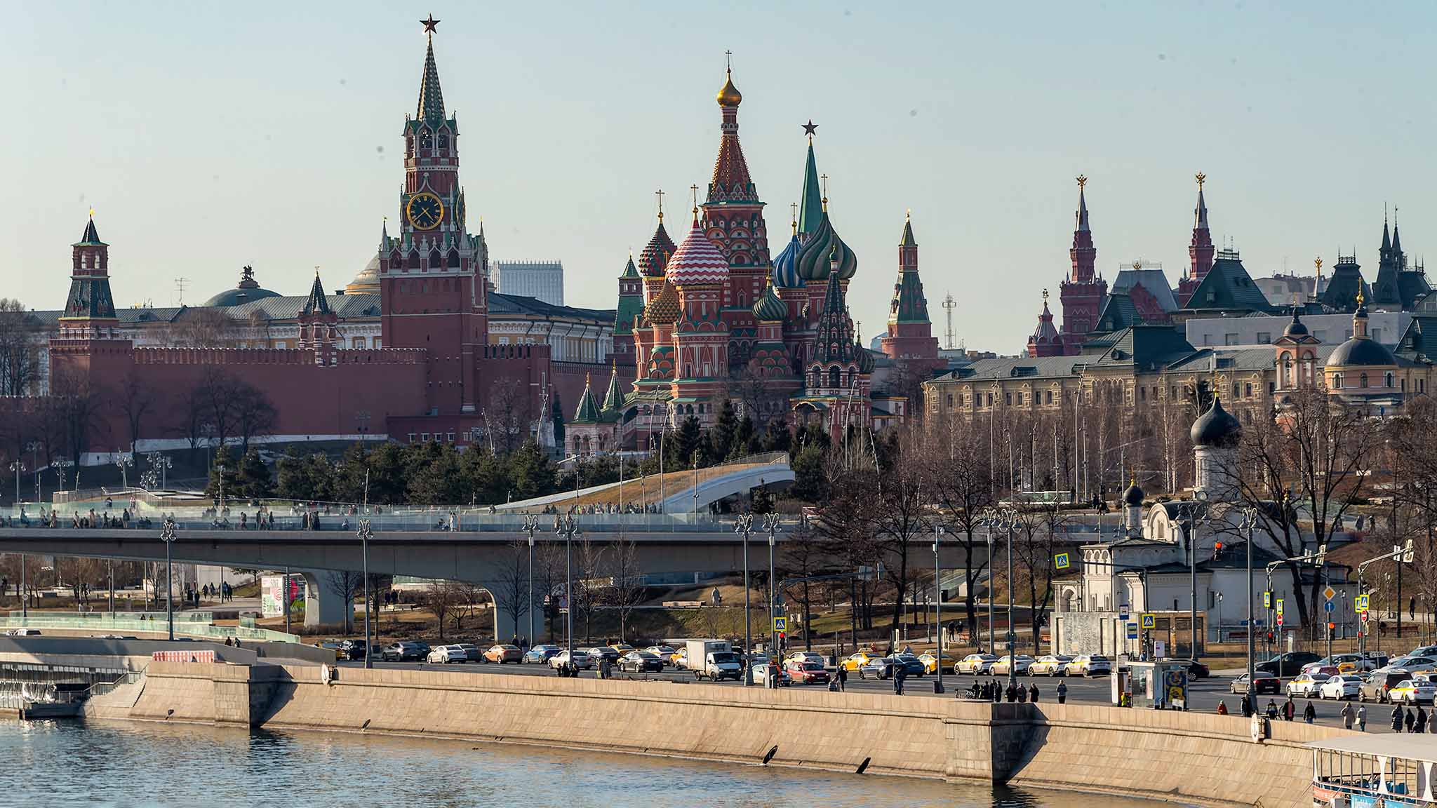 Москвичей ожидает серьёзный прогрев: синоптики пообещали потепление к выходным, воздух может прогреться до +14°C  Есть вероятность установления рекорда тепла для 8 и 9 марта.