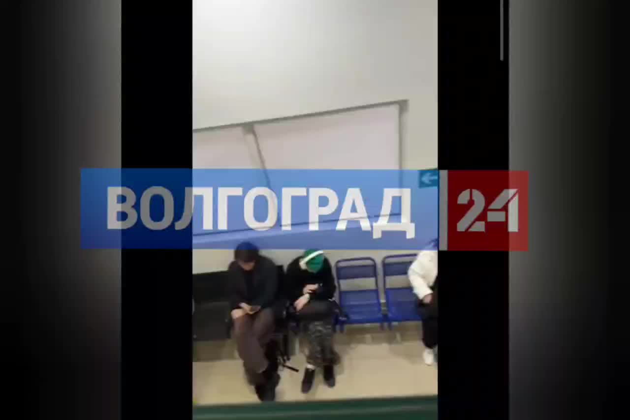 Задержки и отмены рейсов в аэропортах Волгограда и Храброво из-за временных ограничений