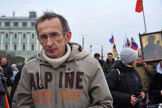 Публицист Анатолий Несмиян Эль Мюрид попал в список террористов и экстремистов в РФ Об этом сообщили в Росфинмониторинге. Подпишитесь на «Абзац» Добавьте «Абзац» в ленту «Дзена»