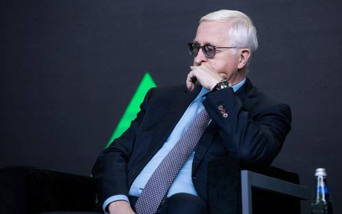 Глава РСПП спрогнозировал снижение ключевой ставки к концу года. Снижение ключевой ставки до 18% станет возможным к сентябрю, а к концу текущего года – до 13–15%. Такой прогноз дал глава Российского союза промышленников и предпринимателей РСПП Александр Шохин. Ситуации поспособствуют параметры снижения инфляции и охлаждения экономики страны.