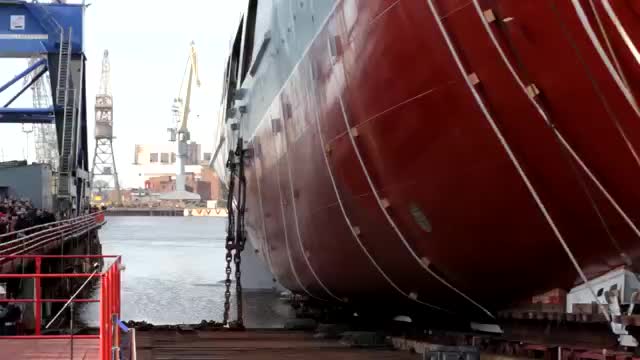 Перенос строительства ледокола Дзержинский из Выборга в Петербург обсуждается ОСК