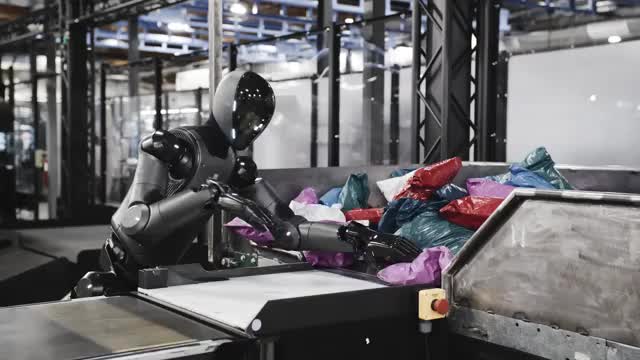 Робот Helix от Figure демонстрирует улучшенные навыки сортировки посылок