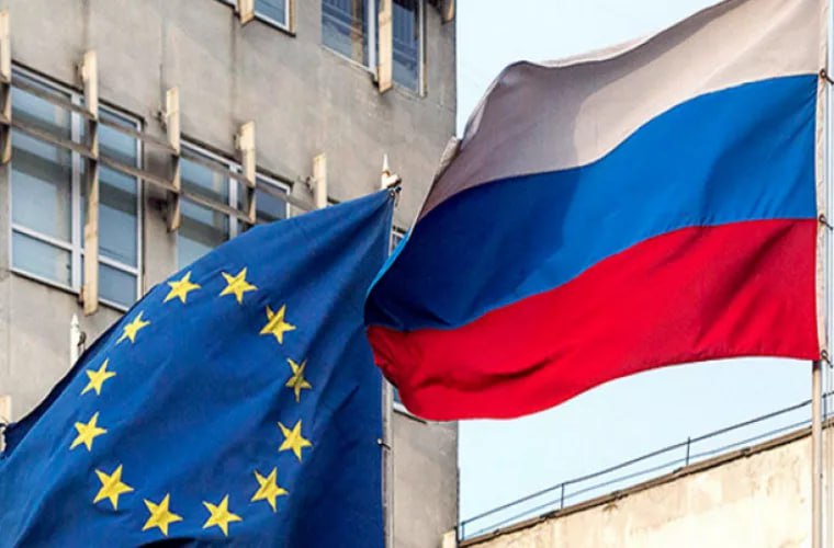 Депутаты Госдумы и Европарламента ЕП провели первую встречу за 11 лет беседа прошла в формате видео конференц связи Об этом сообщила пресс служба думского комитета по международным делам От российской стороны во встрече участвовали председатель комитета Леонид Слуцкий его первые заместители Вячеслав Никонов и Алексей Чепа а также члены комитета Мария Бутина и Дмитрий Кузнецов Европарламент в ходе беседы представляли депутаты от Австрии ФРГ Болгарии и Люксембурга во главе с независимым депутатом ЕП Фернаном Картайзером jkinvest news jkinvest