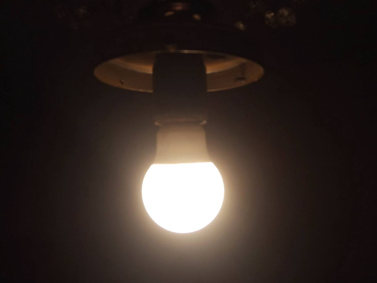 Авария на подстанции оставила без электричества 6 тысяч человек в Приморье Сегодня утром на подстанции Надеждинская произошло аварийное отключение электроснабжения В результате без света остались более 6 тыс жителей Приморья Прокуратура поставила на контроль проведение аварийно восстановительных работ Источник prosecutor pk vmfareast