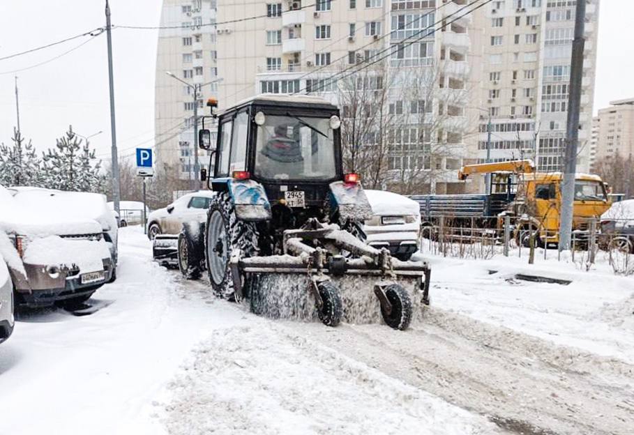 В Красногорске на уборке снега задействовано свыше двухсот единиц техники и более одной тысячи работников.