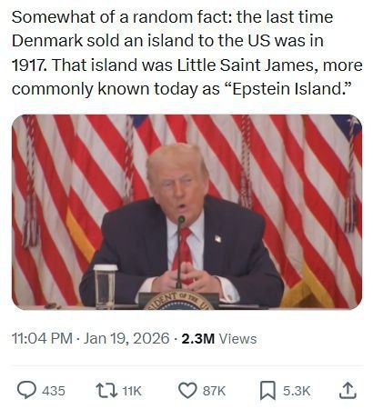 По злой иронии судьбы последним островом который Дания продала Америке был Малый Сент Джеймс Он входил в состав архипелага Датская Вест Индия который датчане уступили американцам в 1917 году за 25 миллионов долларов сейчас это Виргинские острова Так вот Малый Сент Джеймс больше известен широкой общественности как остров Эпштейна Того самого педофила и VIP сутенера Джеффри Эпштейна бумаги которого попортили Трампу так много крови newsEconomics