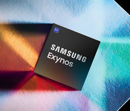 Samsung создает собственный SoC Exynos 2600 может стать ее последним ARM чипом WCCFtech Samsung сформировала команду внутри подразделения Device Solutions для создания кастомных SoC и перехода к собственной архитектуре после Exynos 2600 Компания рассчитывает отказаться от CPU ядер ARM и получить полный контроль над стеком технологий включая IP блоки ИИ и нейронные ускорители
