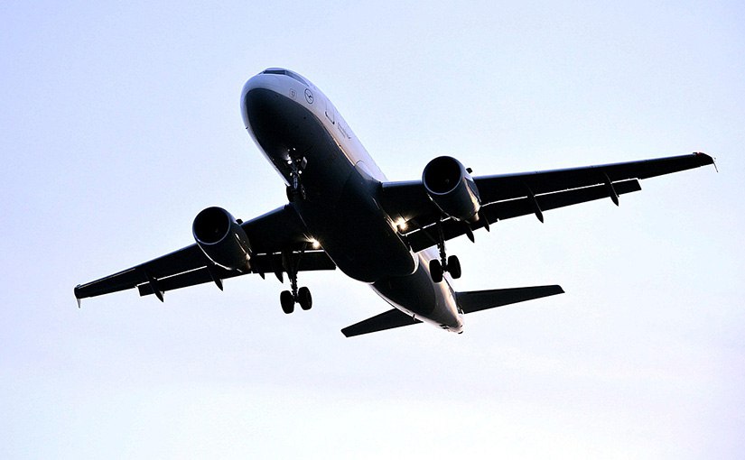 На Камчатке самолету Airbus не удалось сразу сесть из-за собак Животные выбежали на взлетно-посадочную полосу В аэропорту «Петропавловск-Камчатский Елизово » проводится расследование причин того, как две бездомные собаки оказались на территории ВПП, передает ИА «Камчатское время». Подробности по ссылке:
