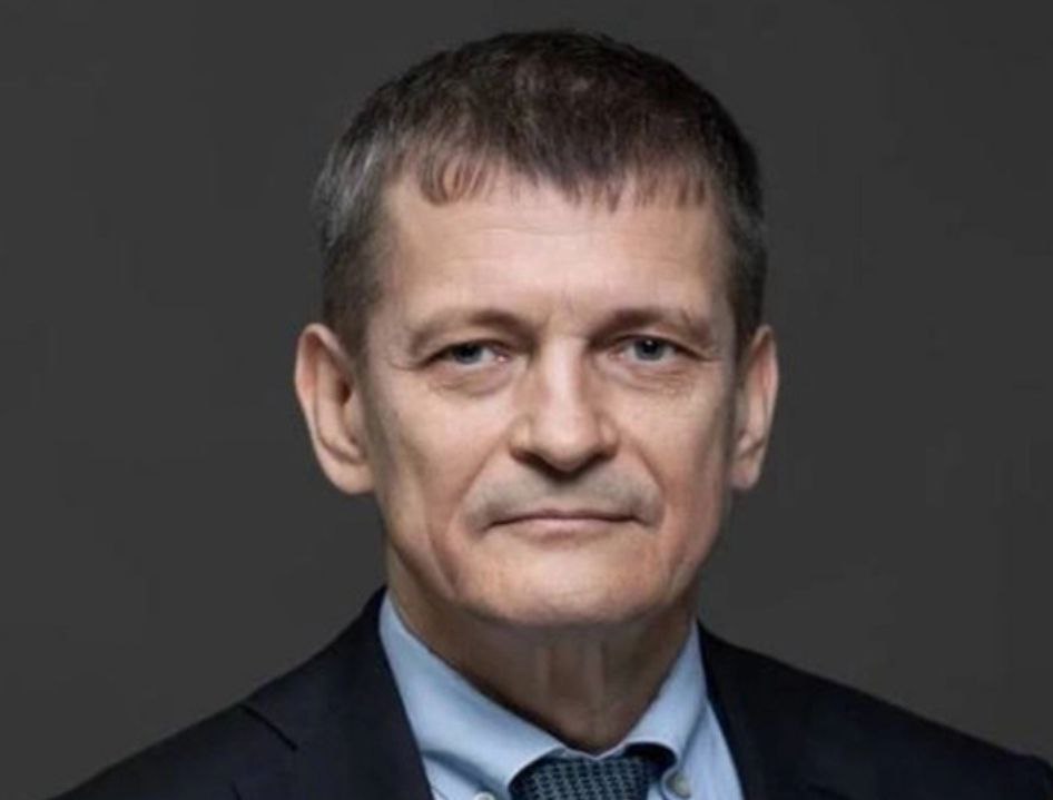Замгубернатора Нижегородской области покинул пост Заместитель губернатора Нижегородской области Петр Банников покинул свой пост по собственному желанию Он ушел с должности 1 сентября со 2 сентября приступил к обязанностям советника главы региона на общественных началах 16 сентября он возглавил нижегородский фонд Народного единства Деловой квартал НН
