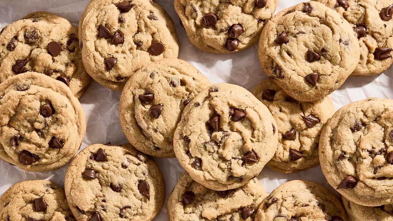 Cookie Еврокомиссия предложила смягчить правила использования cookie файлов на первом этапе хотят упростить всплывающие баннеры об использовании cookie чтобы они содержали только ответы да или нет потом планируется что пользователям разрешат настраивать использование cookie для всех сайтов сразу Пакет поправок направят на голосование в Европарламент rozetked me news 42835