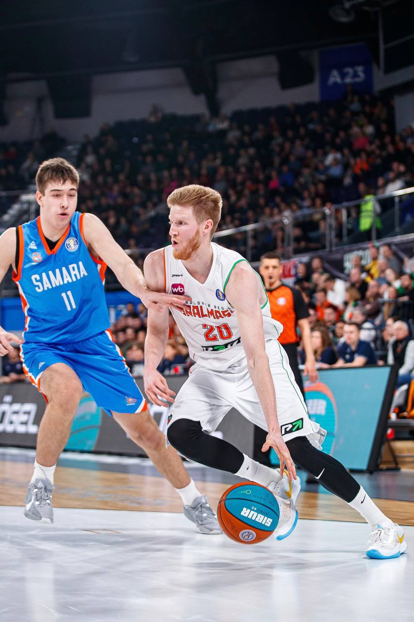 Уралмаш сыграет с Самарой 4 ноября на домашней площадке Встреча пройдёт в ДИВСе начало в 17 00 В холле для болельщиков проведут разные тематические активности Новости Екб тут SvetEKB