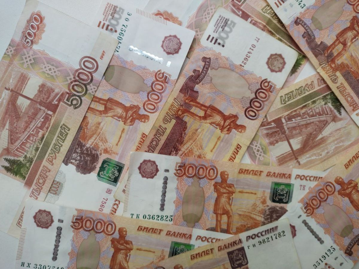 Тульская область получит межбюджетный трансферт до 300 миллионов рублей на обновление коммунальной техники   newstula ru fn 1744775 html На еженедельном оперативном совещании губернатора Тульской области стало известно что регион получит межбюджетный трансферт в размере до 300 миллионов рублей благодаря достигнутым договорённостям между губернатором Дмитрием Миляевым и мэром Москвы Сергеем Собяниным   Прислать новость Подписаться